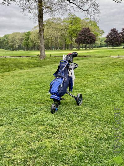 Motocaddy Cube push cart/球袋推車! Motocaddy Cube push cart/球袋推車!